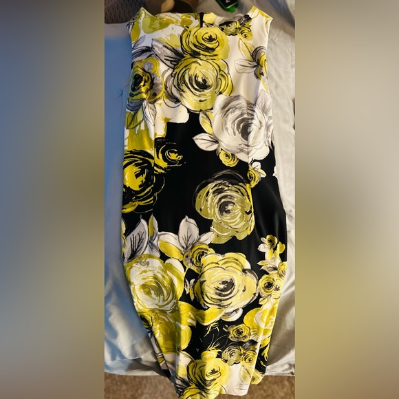 Spring Pencil Dress - Picture 2 of 3